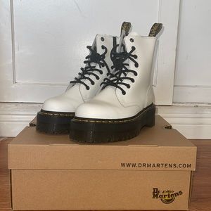 Dr Martens Jadon Boot (white)